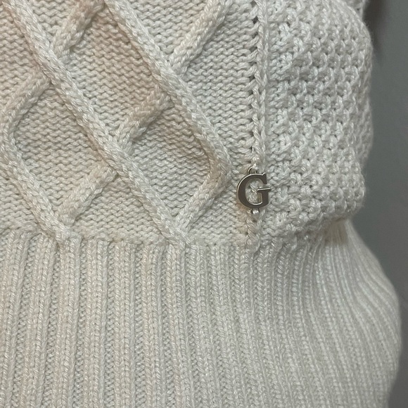 Guess Elegant Ivory Cable Knit Sweater - Picture 3 of 8